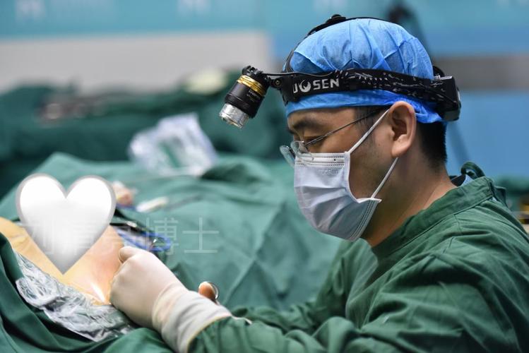 大家听说过"双平面内窥镜丰胸技术"吗?这项技术在隆胸手术中可是发挥